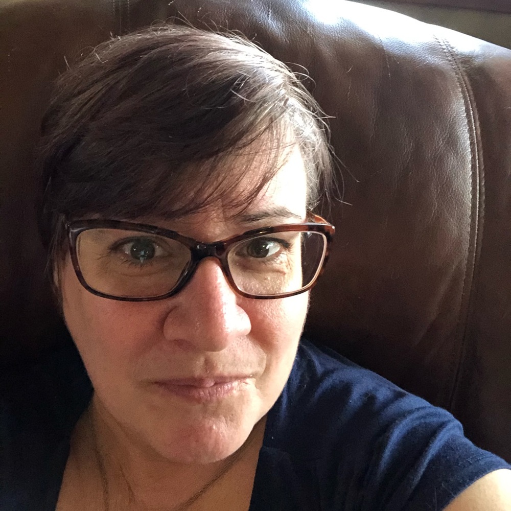 Meet your Posher, Eve